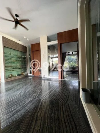 Rumah Elit LB 1700m2 Siap Huni Desain Elegan di Citraland, Surabaya Rumah Elit LB 1700m2 Siap Huni Desain Elegan di Citraland, Surabaya