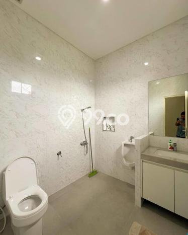Rumah Luxury Modern Siap Huni di Citraland Surabaya Rumah Luxury Modern Siap Huni di Citraland Surabaya