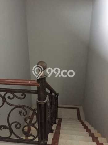 Dijual Rumah Luas Megah Dengan View Eksklusif di Pakuwon Indah, Surabaya Dijual Rumah Luas Megah Dengan View Eksklusif di Pakuwon Indah, Surabaya