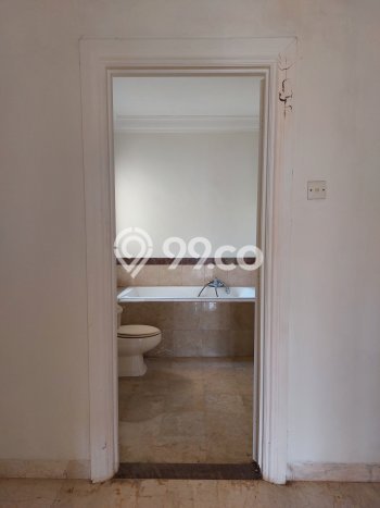 For Sale! Premium House LT 240m2 Desain Elegan di Graha For Sale! Premium House LT 240m2 Desain Elegan di Graha