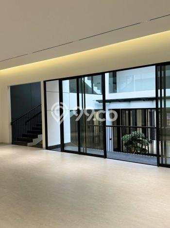 Rumah Luxury Modern Tanpa Renovasi di Citraland Surabaya Rumah Luxury Modern Tanpa Renovasi di Citraland Surabaya