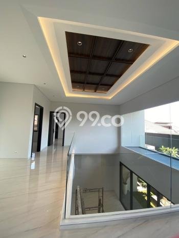 Rumah Elit Modern Siap Huni di Citraland Surabaya Rumah Elit Modern Siap Huni di Citraland Surabaya