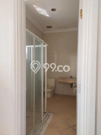 For Sale! Premium House LT 240m2 Desain Elegan di Graha For Sale! Premium House LT 240m2 Desain Elegan di Graha
