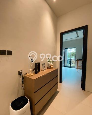 Dijual Rumah Mewah Megah Dengan View Eksklusif di Citraland, Surabaya Dijual Rumah Mewah Megah Dengan View Eksklusif di Citraland, Surabaya