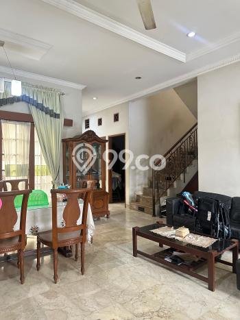 Jual Rumah Mewah Megah Dengan View Eksklusif di Rawamangun, Jakarta Timur Jual Rumah Mewah Megah Dengan View Eksklusif di Rawamangun, Jakarta Timur