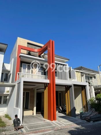 Siap Huni Rumah Mewah 4 Kamar di Gayungan Dekat ke Mana Saja Siap Huni Rumah Mewah 4 Kamar di Gayungan Dekat ke Mana Saja