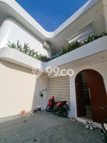 HARGA TERBAIK! Vila di , Area 260m2m², Lokasi Strategis HARGA TERBAIK! Vila di , Area 260m2m², Lokasi Strategis