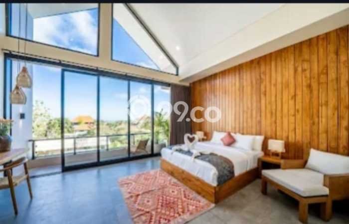 Vila Strategis Kawasan , Luas 200m2m², Akses ke berbagai keperluan Vila Strategis Kawasan , Luas 200m2m², Akses ke berbagai keperluan