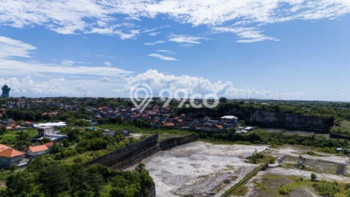Lahan Dijual Lokasi Strategis di Badung dengan Luas 140m2 Lahan Dijual Lokasi Strategis di Badung dengan Luas 140m2