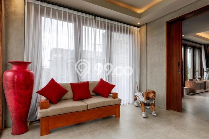 FOR SALE! Vila Kawasan , Luas 204m2m², Posisi Strategis FOR SALE! Vila Kawasan , Luas 204m2m², Posisi Strategis