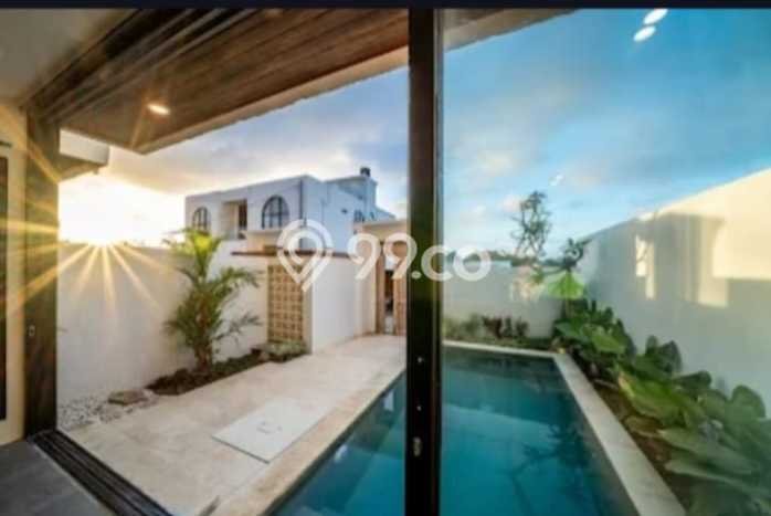 Vila Strategis Kawasan , Luas 200m2m², Akses ke berbagai keperluan Vila Strategis Kawasan , Luas 200m2m², Akses ke berbagai keperluan
