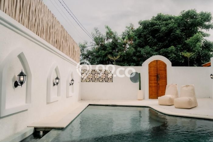 Dijual Vila di , Dimensi 300m2m², Akses ke transportasi Dijual Vila di , Dimensi 300m2m², Akses ke transportasi