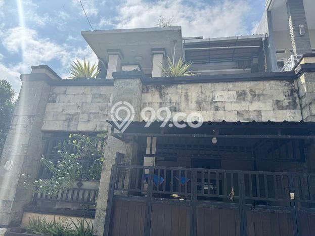 Hunian Cantik Modern Lb 150m2 di Denpasar Barat, Denpasar Hunian Cantik Modern Lb 150m2 di Denpasar Barat, Denpasar