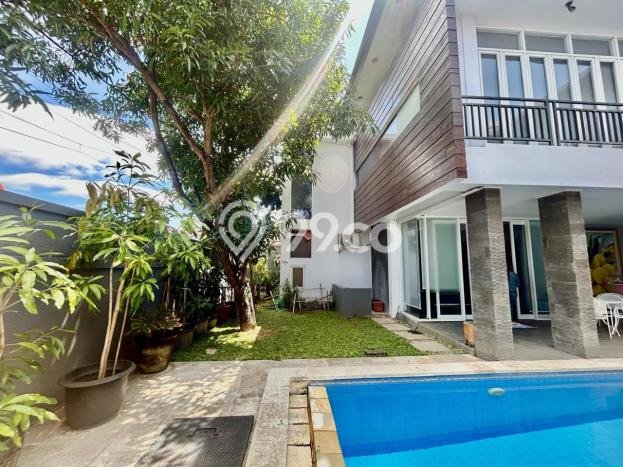 Rumah Eksklusif Siap Huni LT 385m2 di Denpasar Barat, Denpasar Rumah Eksklusif Siap Huni LT 385m2 di Denpasar Barat, Denpasar