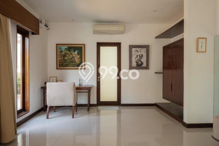 Vila Kawasan , Dimensi 150m2m², Akses ke berbagai keperluan Vila Kawasan , Dimensi 150m2m², Akses ke berbagai keperluan