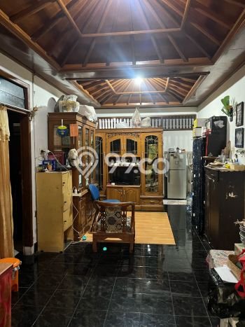Rumah Minimalis 6 Kamar LT 250m2 di Sesetan Rumah Minimalis 6 Kamar LT 250m2 di Sesetan