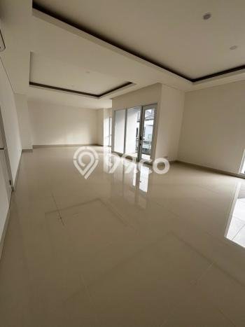 For Sale! Luxury House LT 180m2 Desain Elegan di Gading Serpong For Sale! Luxury House LT 180m2 Desain Elegan di Gading Serpong