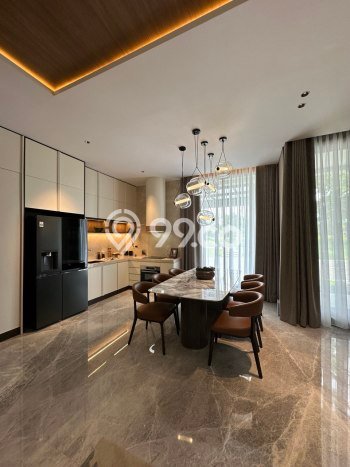 Hunian Mewah LB 248m2 Siap Huni Desain Elegan di Gading Serpong, Tangerang Hunian Mewah LB 248m2 Siap Huni Desain Elegan di Gading Serpong, Tangerang