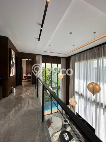 Hunian Mewah LB 248m2 Siap Huni Desain Elegan di Gading Serpong, Tangerang Hunian Mewah LB 248m2 Siap Huni Desain Elegan di Gading Serpong, Tangerang