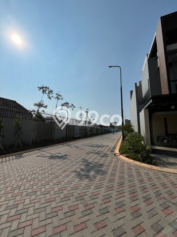 Siap Huni Rumah Mewah 3 Kamar di Cipondoh Dekat ke Mana Pun Siap Huni Rumah Mewah 3 Kamar di Cipondoh Dekat ke Mana Pun