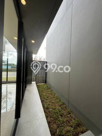 Hunian Mewah LB 166m2 Siap Pakai Desain Elegan di BSD City, Tangerang Hunian Mewah LB 166m2 Siap Pakai Desain Elegan di BSD City, Tangerang