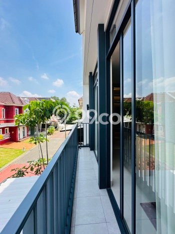 Rumah Modern 3 KT di Gading Serpong Tangerang Unfurnished Rumah Modern 3 KT di Gading Serpong Tangerang Unfurnished