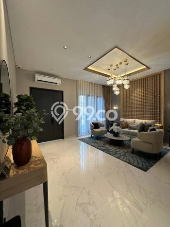 Ready to Use! Luxury House LT 152m2 Desain Elegan di Gading Serpong Ready to Use! Luxury House LT 152m2 Desain Elegan di Gading Serpong