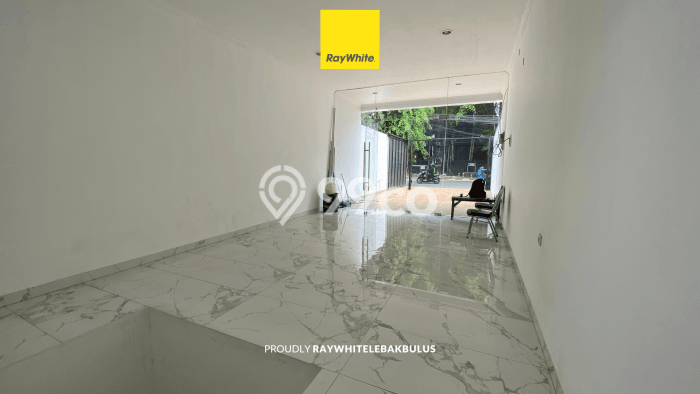 Ruko Komersial Dijual di Pancoran Jakarta Selatan LT 106m2 & LB 300m2 Ruko Komersial Dijual di Pancoran Jakarta Selatan LT 106m2 & LB 300m2