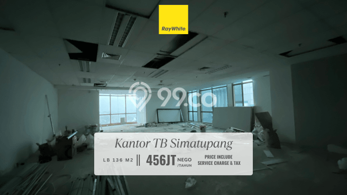 LOKASI BISNIS! Ruko For Rent di TB Simatupang, Luas 136m2m², Jalan Utama LOKASI BISNIS! Ruko For Rent di TB Simatupang, Luas 136m2m², Jalan Utama