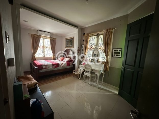 For Sale Rumah Mewah Exclusive di Karang Tengah, Tangerang For Sale Rumah Mewah Exclusive di Karang Tengah, Tangerang