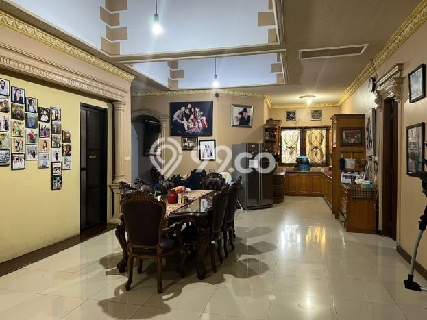 Dijual Rumah Premium dengan Fasilitas Sekitar Lengkap di Duren Sawit, Jakarta Timur Dijual Rumah Premium dengan Fasilitas Sekitar Lengkap di Duren Sawit, Jakarta Timur