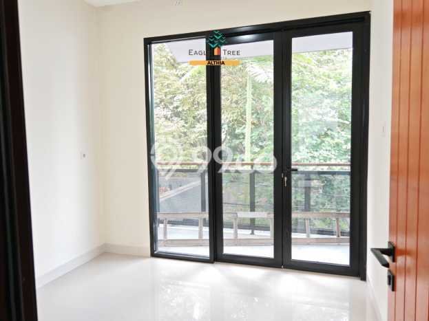 Rumah Modern Cantik 3 KT Siap Huni di BSD Rumah Modern Cantik 3 KT Siap Huni di BSD