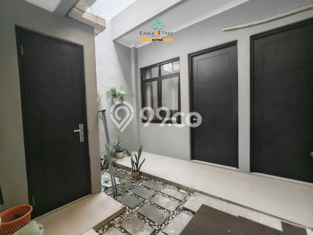 For Sale Rumah 4 Kamar Lokasi Strategis Nyaman dan Strategis di BSD For Sale Rumah 4 Kamar Lokasi Strategis Nyaman dan Strategis di BSD