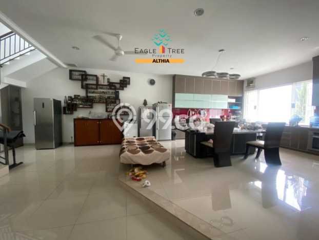 Rumah Elit Modern Siap Huni di BSD Tangerang Rumah Elit Modern Siap Huni di BSD Tangerang