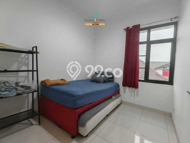 For Sale Rumah 4 Kamar Lokasi Strategis Nyaman dan Strategis di BSD For Sale Rumah 4 Kamar Lokasi Strategis Nyaman dan Strategis di BSD