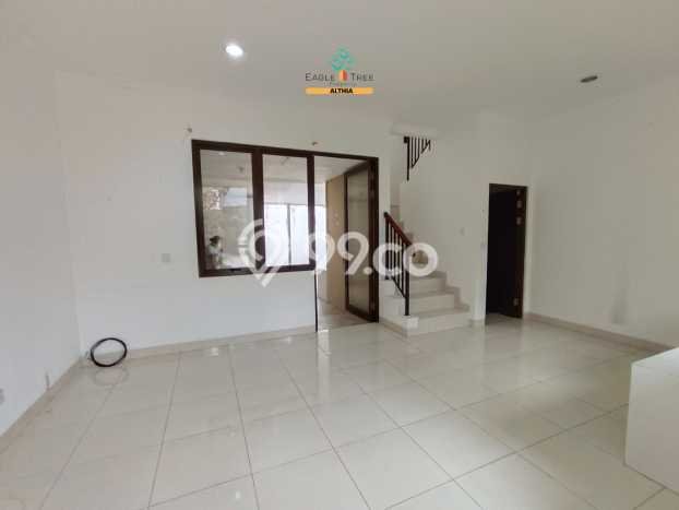 Rumah Modern Cantik 2 KT Siap Huni di BSD Rumah Modern Cantik 2 KT Siap Huni di BSD