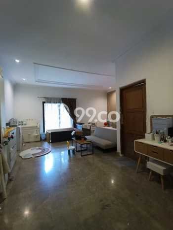 Rumah Mewah LB 500m2 Siap Pakai Desain Elegan di Bojong Kulur, Bogor Rumah Mewah LB 500m2 Siap Pakai Desain Elegan di Bojong Kulur, Bogor