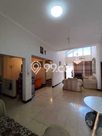Dijual Rumah Premium dengan Fasilitas Sekitar Komplit di Mulyorejo, Surabaya Dijual Rumah Premium dengan Fasilitas Sekitar Komplit di Mulyorejo, Surabaya