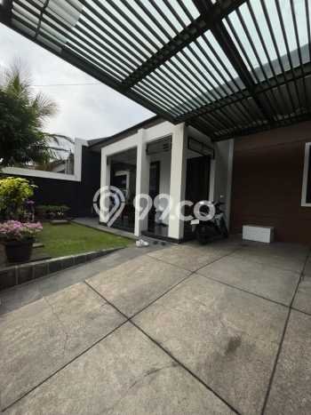 Rumah Akses Mudah area , Surabaya, LT 220m2m² Bangunan 120m2m² Rumah Akses Mudah area , Surabaya, LT 220m2m² Bangunan 120m2m²