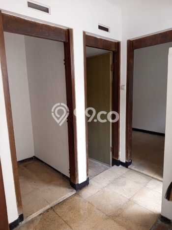Hunian Eksklusif Siap Huni LT 375m2 di Dukuh Pakis, Surabaya Hunian Eksklusif Siap Huni LT 375m2 di Dukuh Pakis, Surabaya