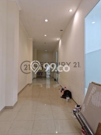 LOKASI PREMIUM! Ruko Kawasan Muara Karang, Luas 500m², Lokasi Komersial LOKASI PREMIUM! Ruko Kawasan Muara Karang, Luas 500m², Lokasi Komersial