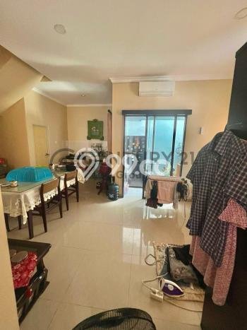 Rumah Strategis Modern Lb 106m2 di Kembangan, Jakarta Barat Rumah Strategis Modern Lb 106m2 di Kembangan, Jakarta Barat