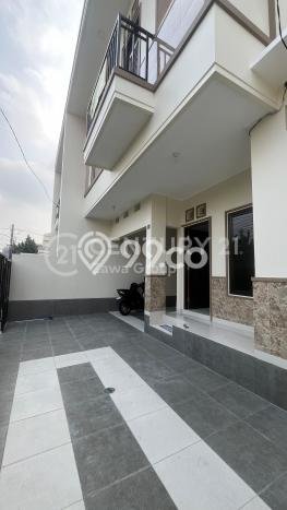 For Sale! Luxury House LT 102m2 Desain Modern di Duri Kepa For Sale! Luxury House LT 102m2 Desain Modern di Duri Kepa