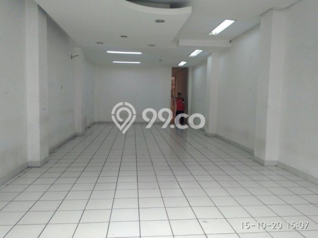 Disewakan Ruko di Kawasan Ramai Fatmawati Luas 215m2 Disewakan Ruko di Kawasan Ramai Fatmawati Luas 215m2