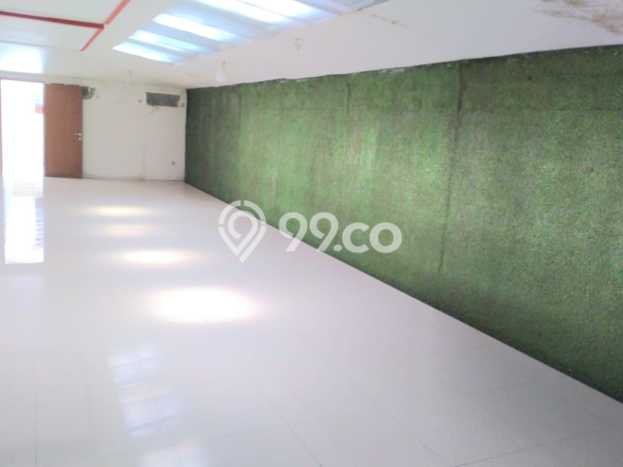 Unit Komersial Dijual di Jakarta Timur LT 250m2 & LB 280m2 Unit Komersial Dijual di Jakarta Timur LT 250m2 & LB 280m2