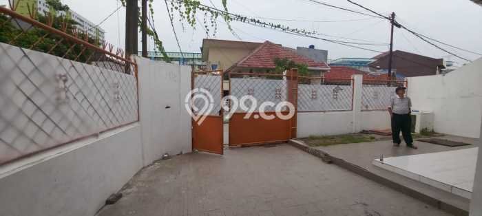 Lokasi strategis! Rumah siap huni disewakan di Cakung LB 100m2 Lokasi strategis! Rumah siap huni disewakan di Cakung LB 100m2