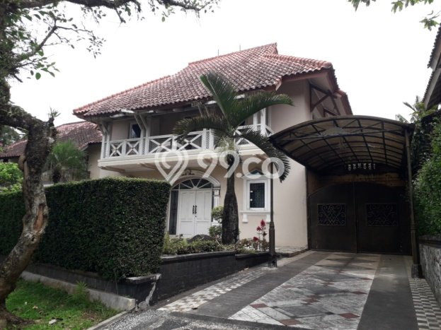 Rumah Elit LB 176m2 Siap Pakai Desain Elegan di Rancamaya, Bogor Rumah Elit LB 176m2 Siap Pakai Desain Elegan di Rancamaya, Bogor