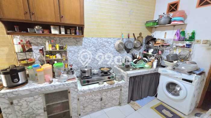 Rumah Strategis Modern Lb 130m2 di Bekasi Selatan, Bekasi Rumah Strategis Modern Lb 130m2 di Bekasi Selatan, Bekasi