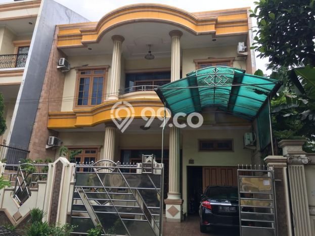 Rumah Elit Modern Siap Huni di Taman Palem Jakarta Barat Rumah Elit Modern Siap Huni di Taman Palem Jakarta Barat