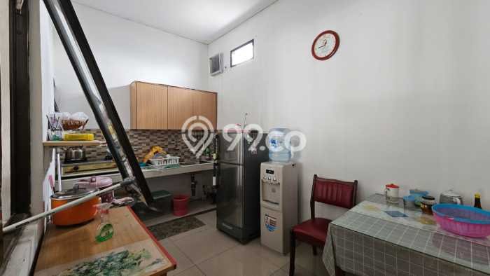 Ruko Dijual di Cakung LT 65m2, LB 100m2 untuk Investasi Ruko Dijual di Cakung LT 65m2, LB 100m2 untuk Investasi
